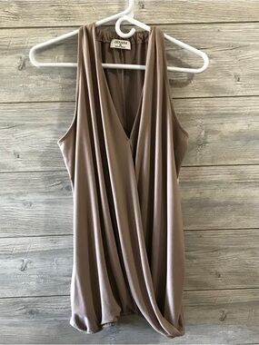 BN Zenana Outfitters Sleeveless Draped V-Neck Surplice Tank Top